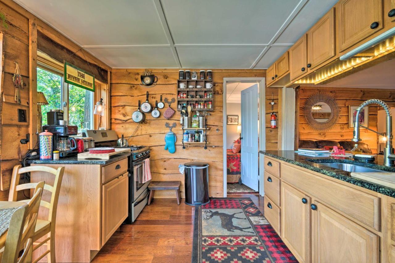 Adirondack Mountains Cottage Near Gore Mountain! Warrensburg Exteriér fotografie